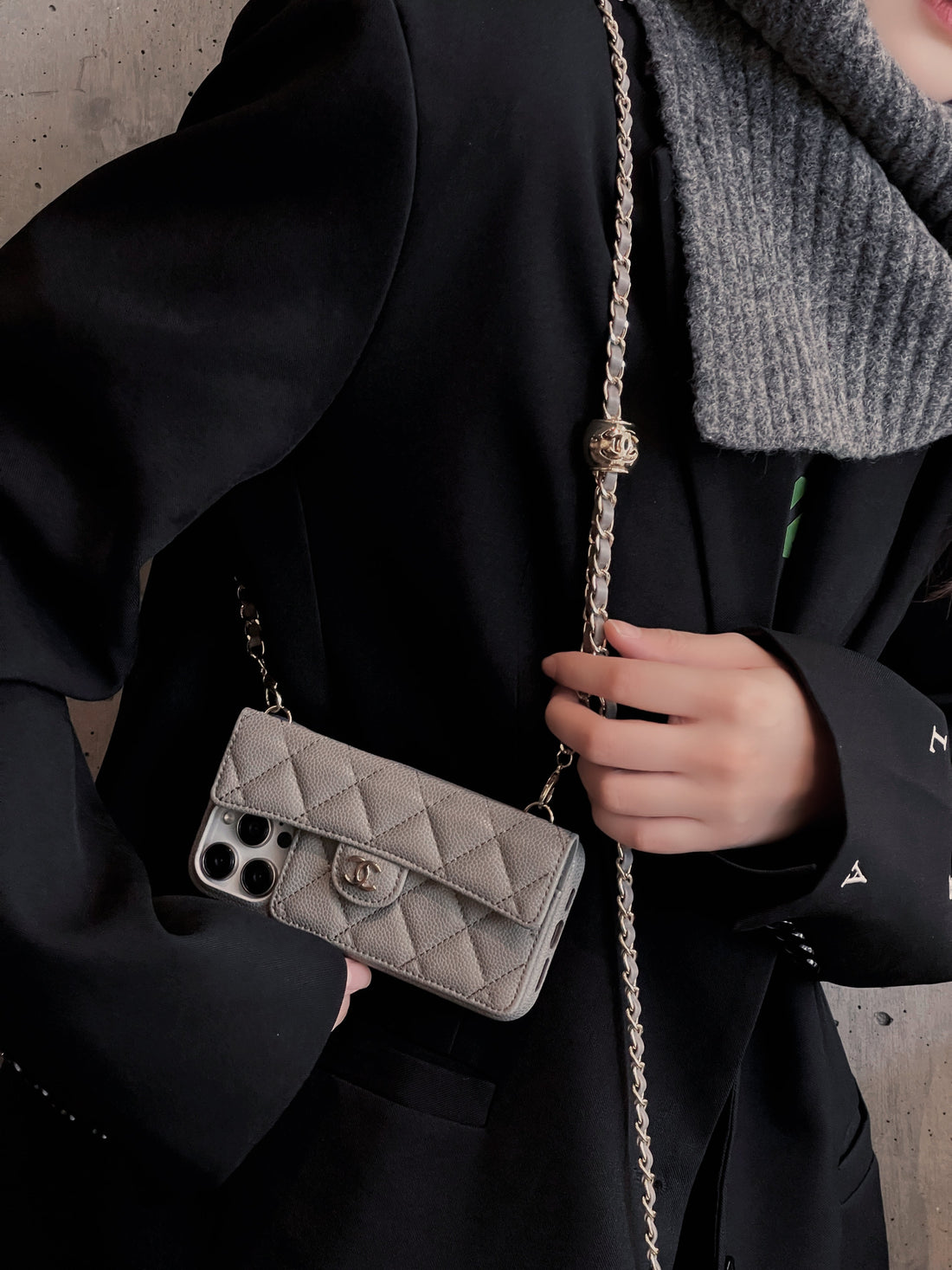 The Couture ClutchCase™ – Luxury Wallet iPhone Case