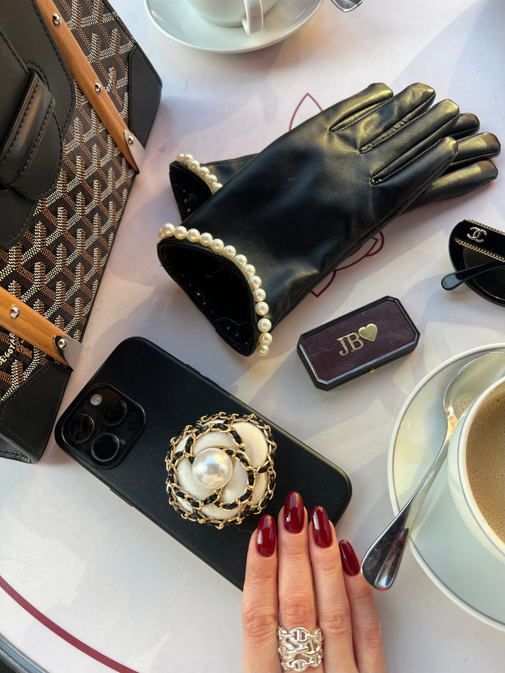 Chain Camellia Case™ [Today 1+1 Free]