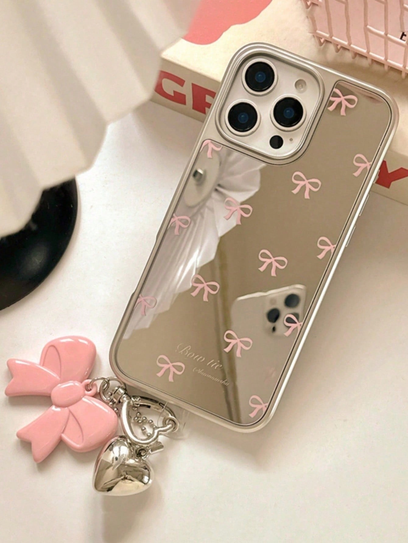 Stylish Bow Mirror Case + Gratis-Kopfhörer