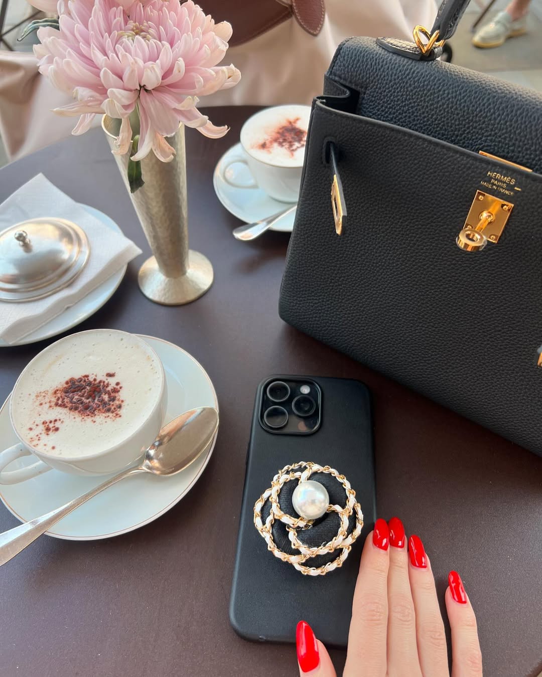 Chain Camellia Case™ + KOSTENLOSE Ohrhöre