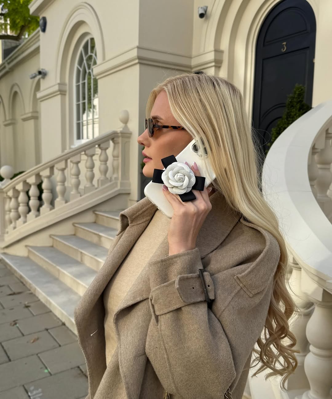 Camellia Bow Case™ + Kostenlose Kopfhörer