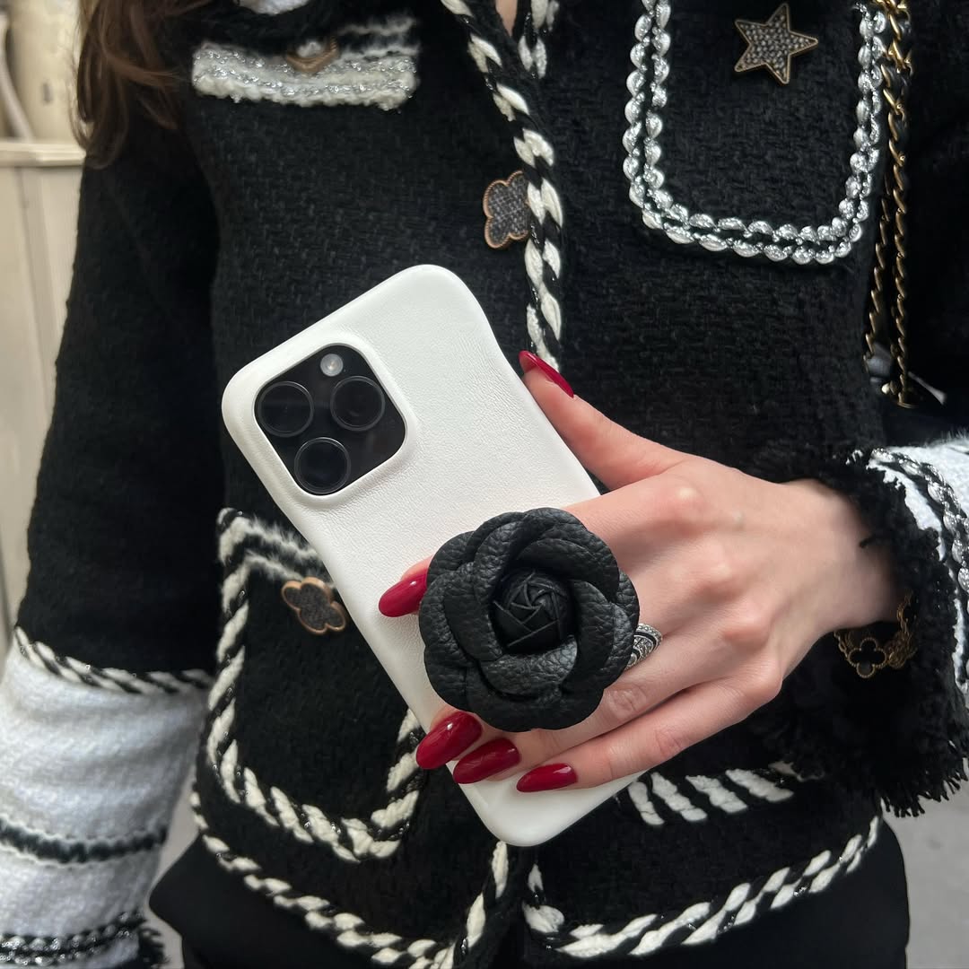 Black Camellia Finger Grip Case™  [Get FREE Earphones]
